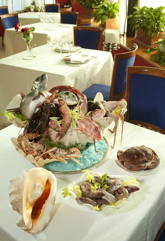 Castagna Palace Hotel & Restaurant Montecchio Maggiore Buitenkant foto
