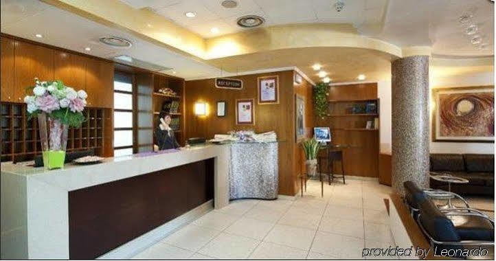 Castagna Palace Hotel & Restaurant Montecchio Maggiore Buitenkant foto
